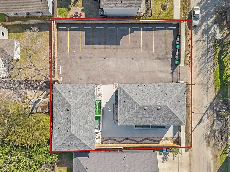 Anita Street Apartments 2